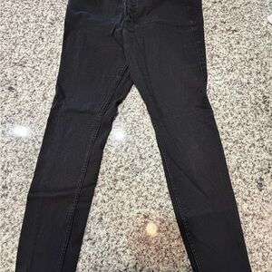Hollister High-Rise Super Skinny Jeans in Black